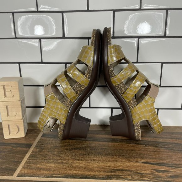 SAS Allegro Heel Strap Sandal Taupe Croc Print Patent Leather J3808432 Womens 5 - Picture 5 of 10